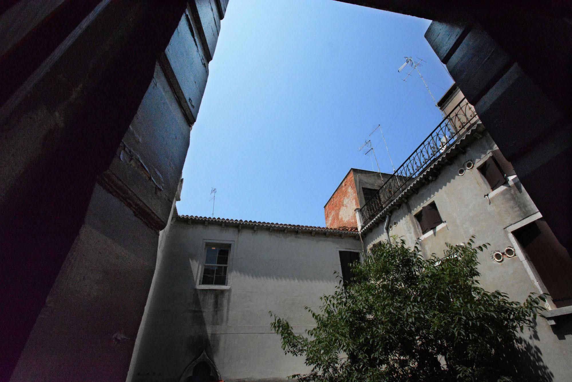 Ve.N.I.Ce. Cera Palazzo Grimani Apartment Venesia Bagian luar foto